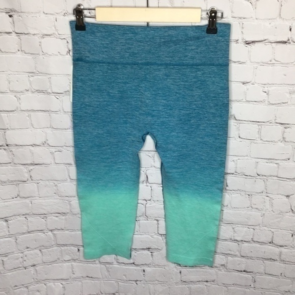 AMAZING SPORTS 0 to 5 athletic cropped leggings - Picture 7 of 9